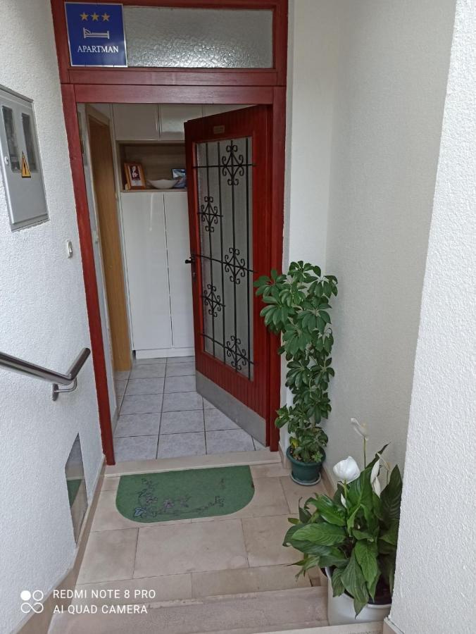 Apartman Robertino 1966 Makarska Luaran gambar