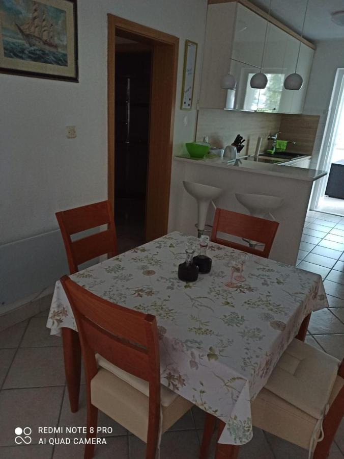 Apartman Robertino 1966 Makarska Luaran gambar