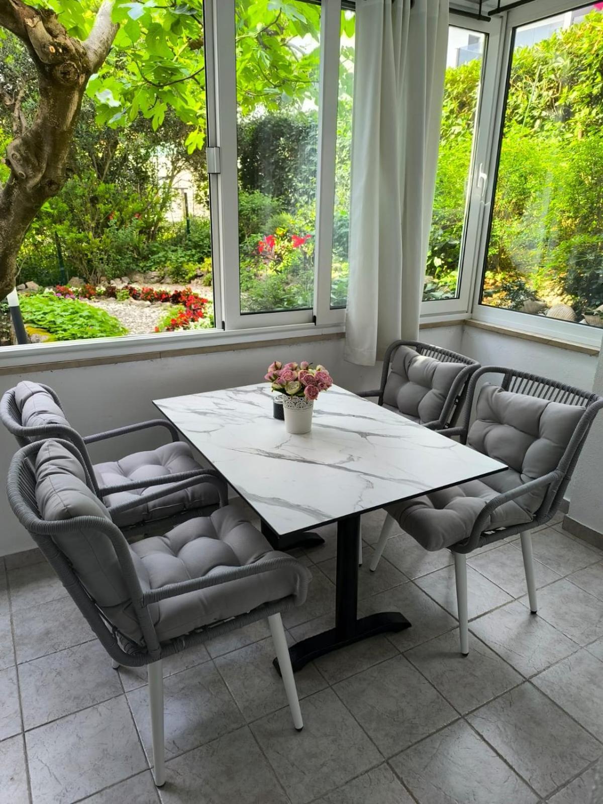 Apartman Robertino 1966 Makarska Luaran gambar