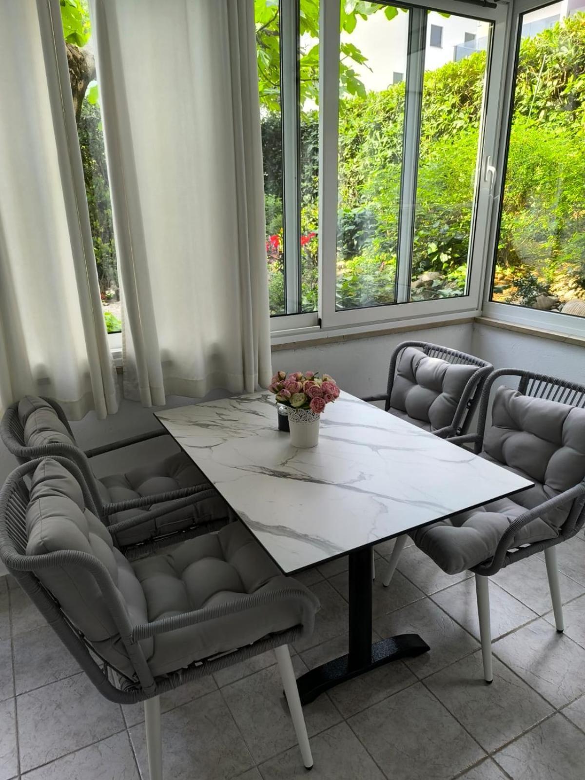 Apartman Robertino 1966 Makarska Luaran gambar
