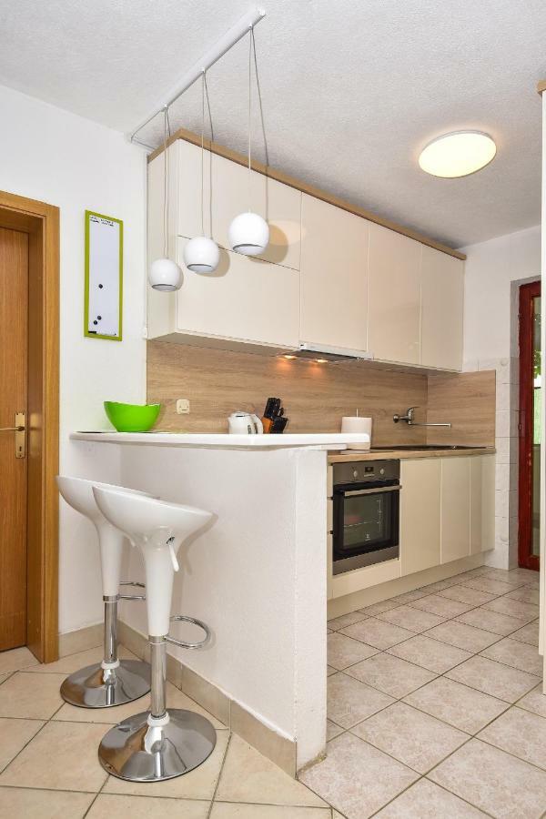 Apartman Robertino 1966 Makarska Luaran gambar