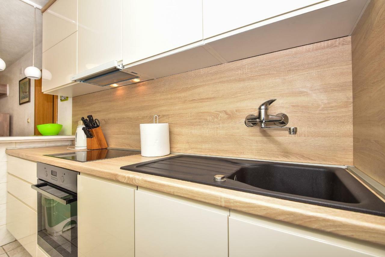Apartman Robertino 1966 Makarska Luaran gambar